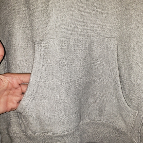 Marled Light Grey - •Champion•| Hooded Pullover - Picture 5 of 8
